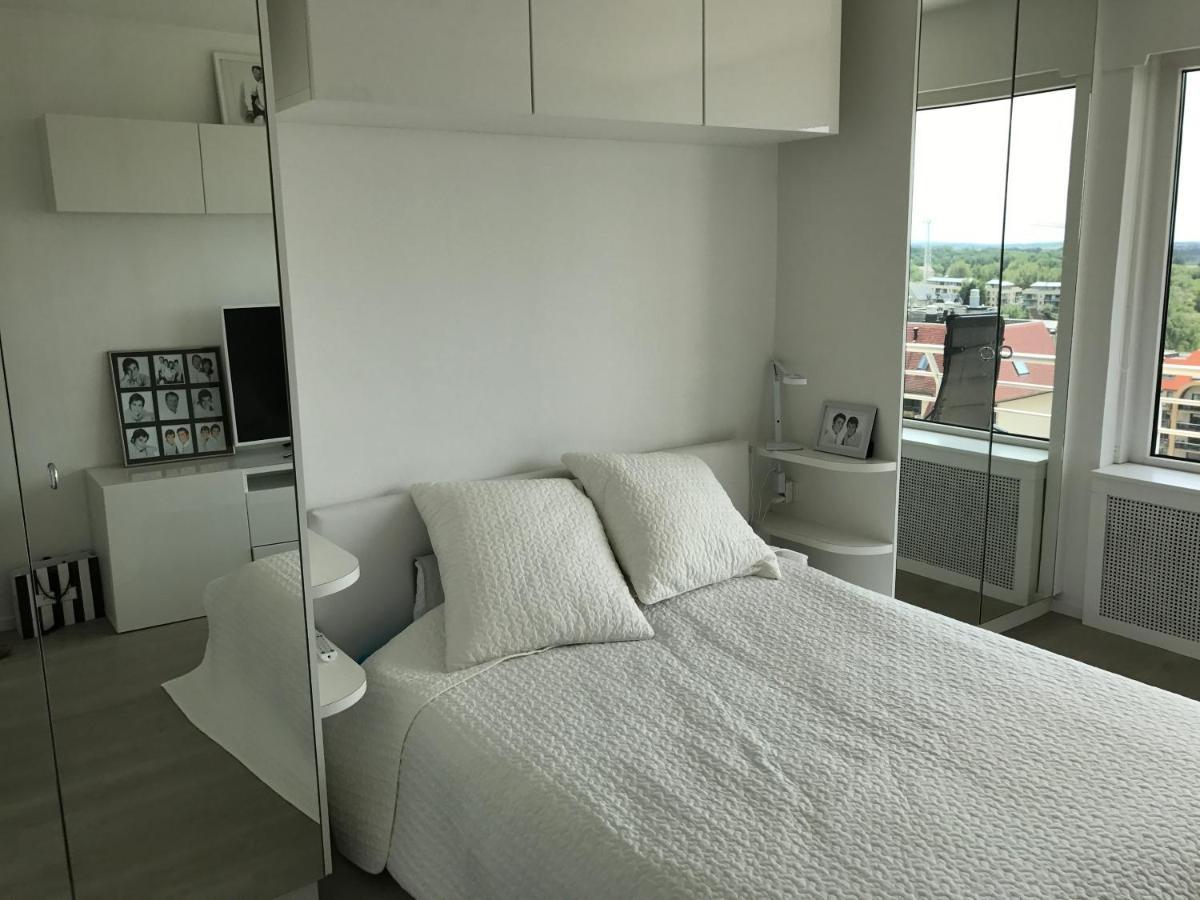White Sea/Sun/Sky Dreams 4 Six @ Nieuwpoort Apartment Bagian luar foto