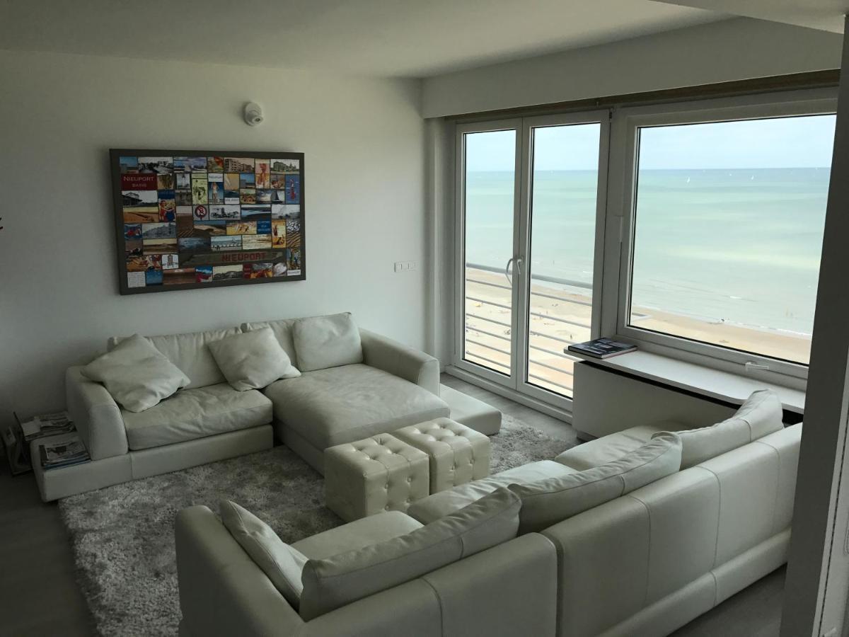 White Sea/Sun/Sky Dreams 4 Six @ Nieuwpoort Apartment Bagian luar foto