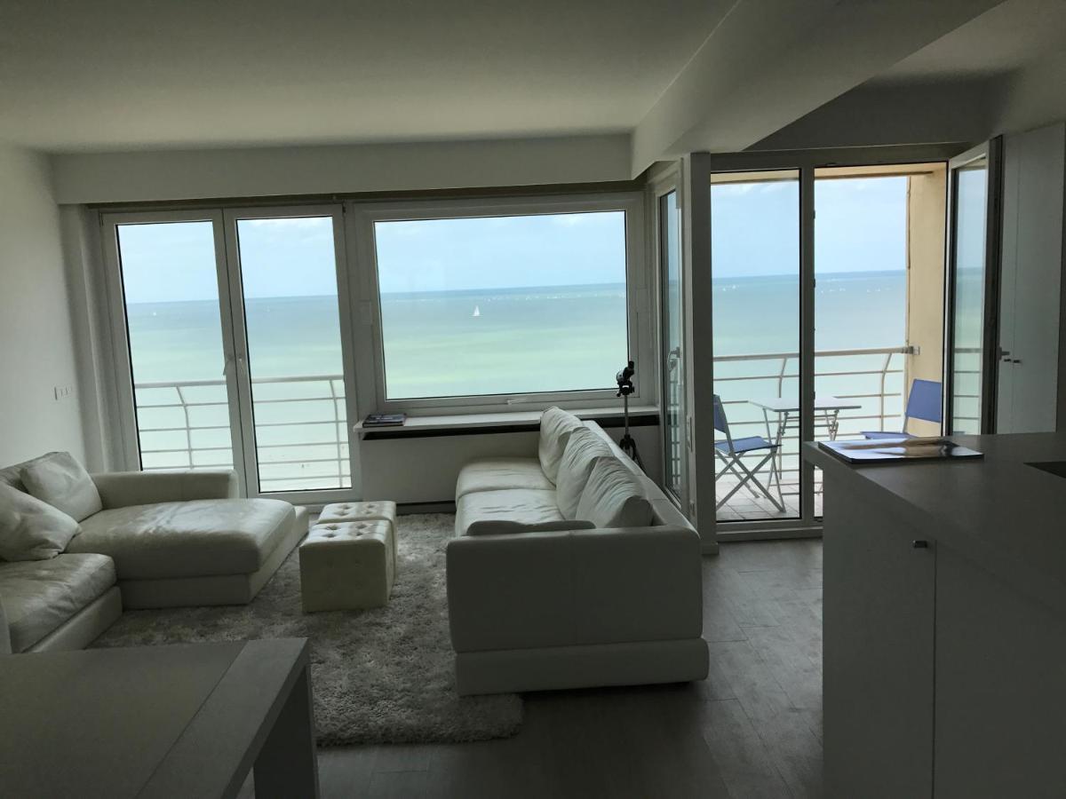 White Sea/Sun/Sky Dreams 4 Six @ Nieuwpoort Apartment Bagian luar foto