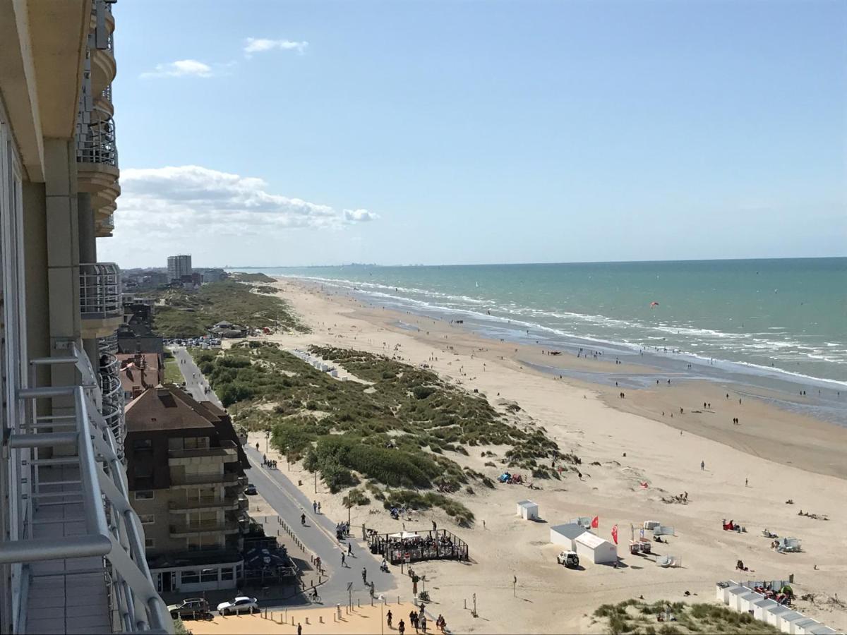 White Sea/Sun/Sky Dreams 4 Six @ Nieuwpoort Apartment Bagian luar foto